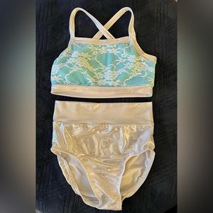 Elliewear 2 piece dance wear set size L